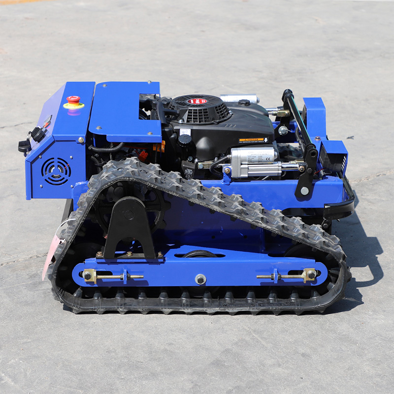 Tosaerba a controllo remoto per pendii