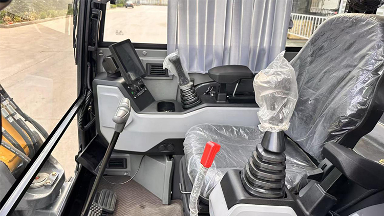 Escavatore da 6 tonnellate in vendita