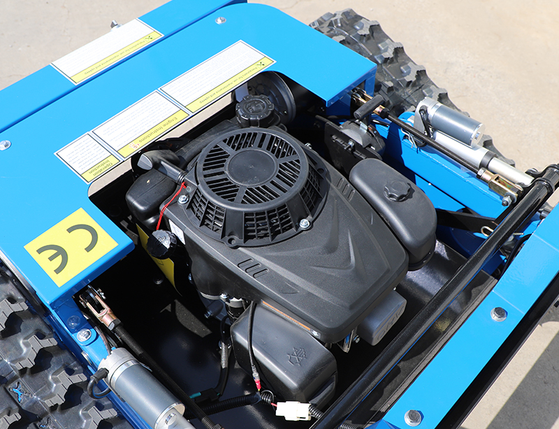 Tosaerba semovente.jpg