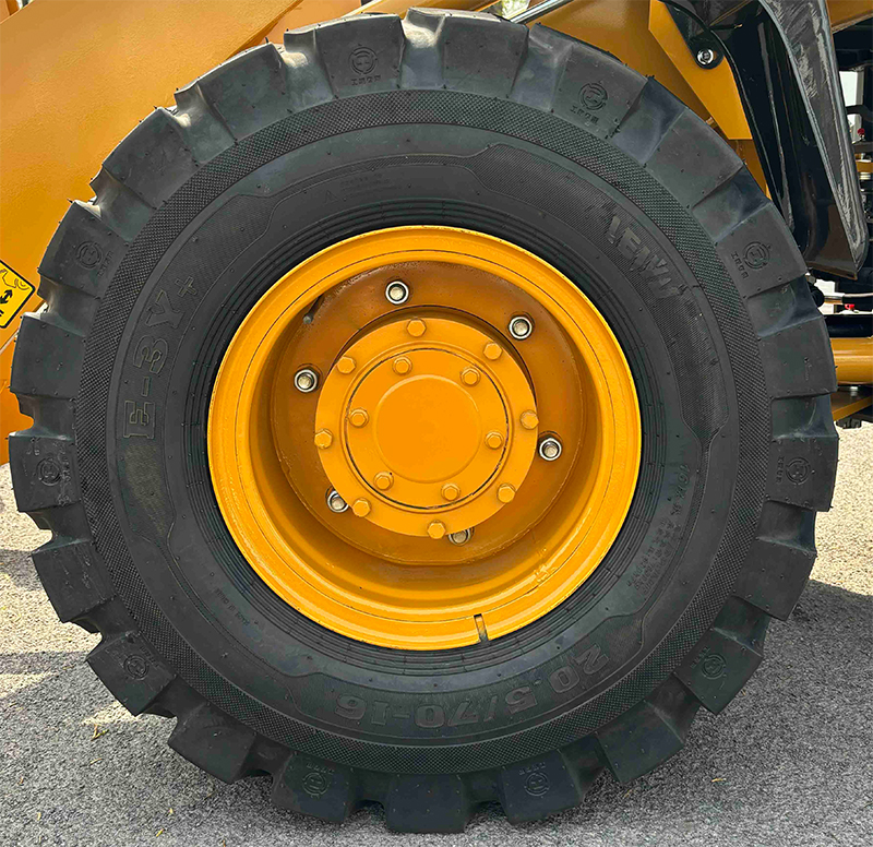 Caricatore da cantiere.jpg Caricatore da cantiere.jpg