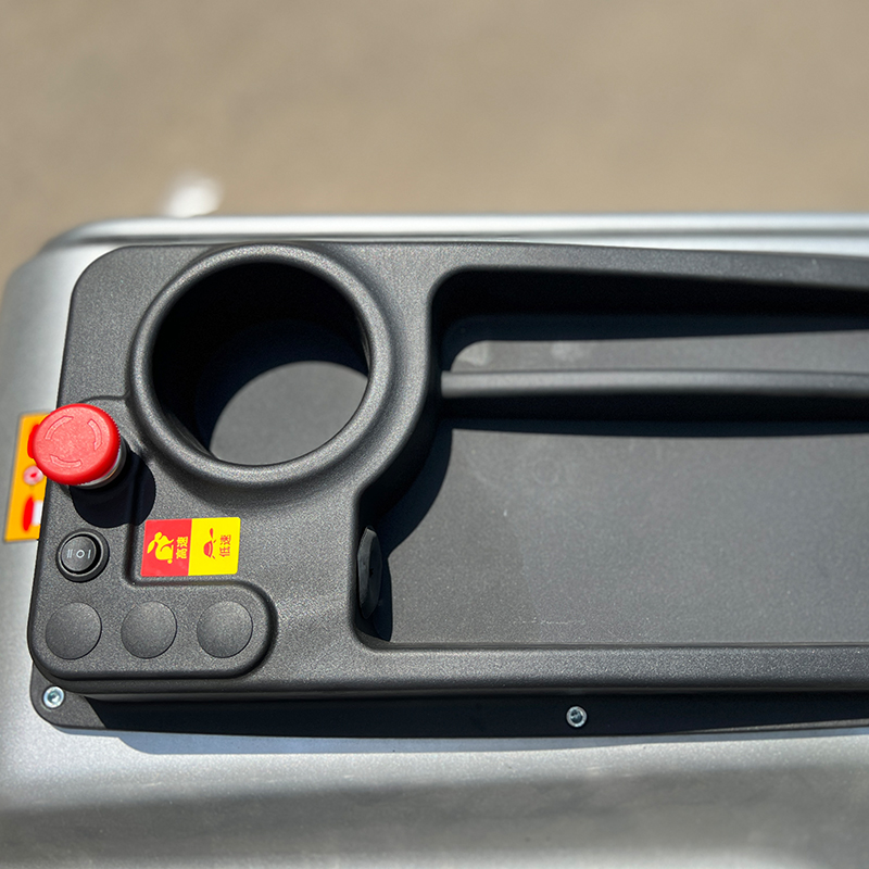 Piccoli carrelli elevatori elettrici